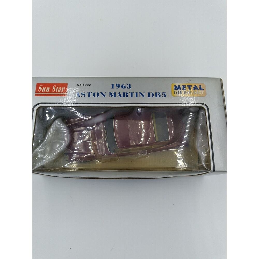 SUN STAR 1:18 1963 ASTON MARTIN DB5 Die-Cast burgundy 1002